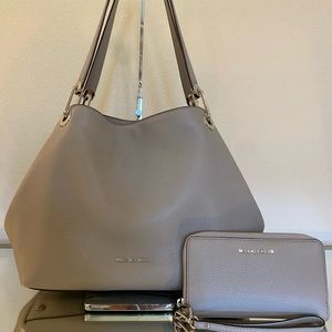 COPY - Michael Kors purse with matching wallet